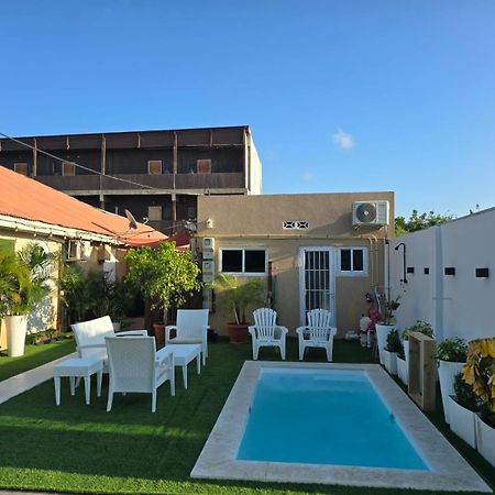 The Jazmine'S Apartment A Oranjestad Dış mekan fotoğraf